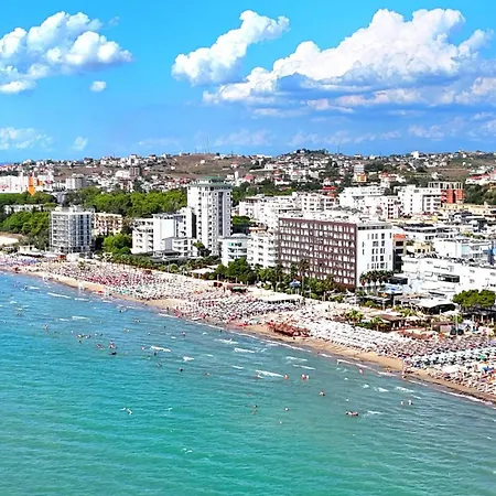 Sea View Two Bedroom 101 *