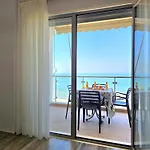 Sea View Two Bedroom 101 * Durrës