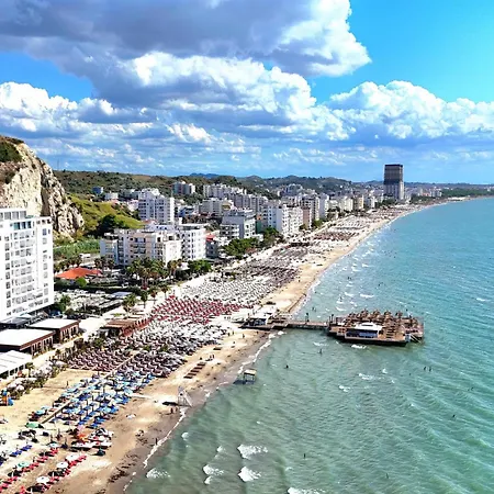 Sea View Two Bedroom 101 Durrës